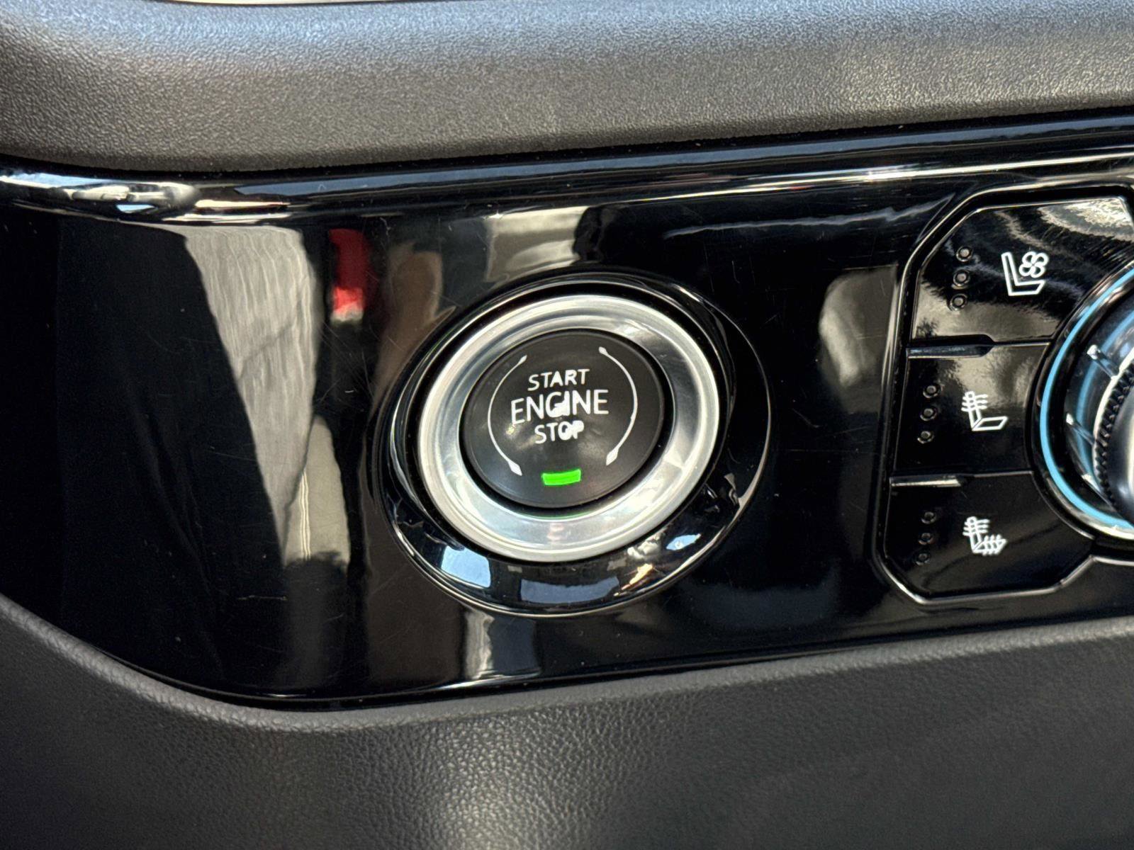 Used 2023 GMC Sierra 1500 SLT w/ SLT Premium Package image 12