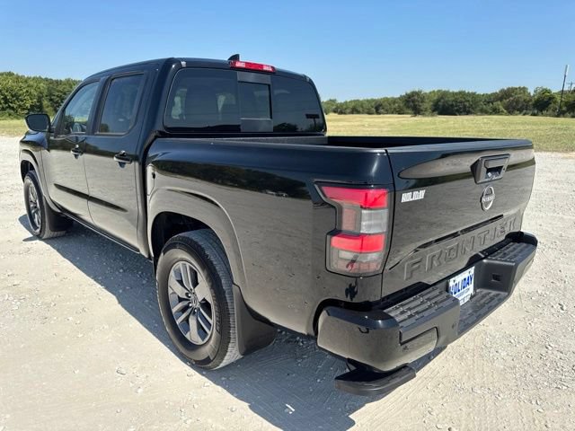 Used 2025 Nissan Frontier SV RWD image 3