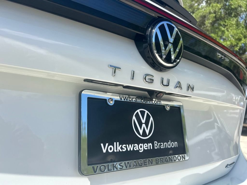 New 2026 Volkswagen Tiguan SEL R-Line AWD/4WD image 49