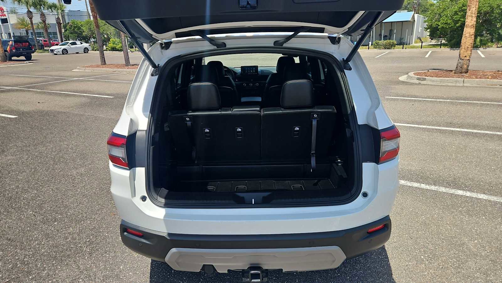 Used 2023 Honda Pilot TrailSport image 21