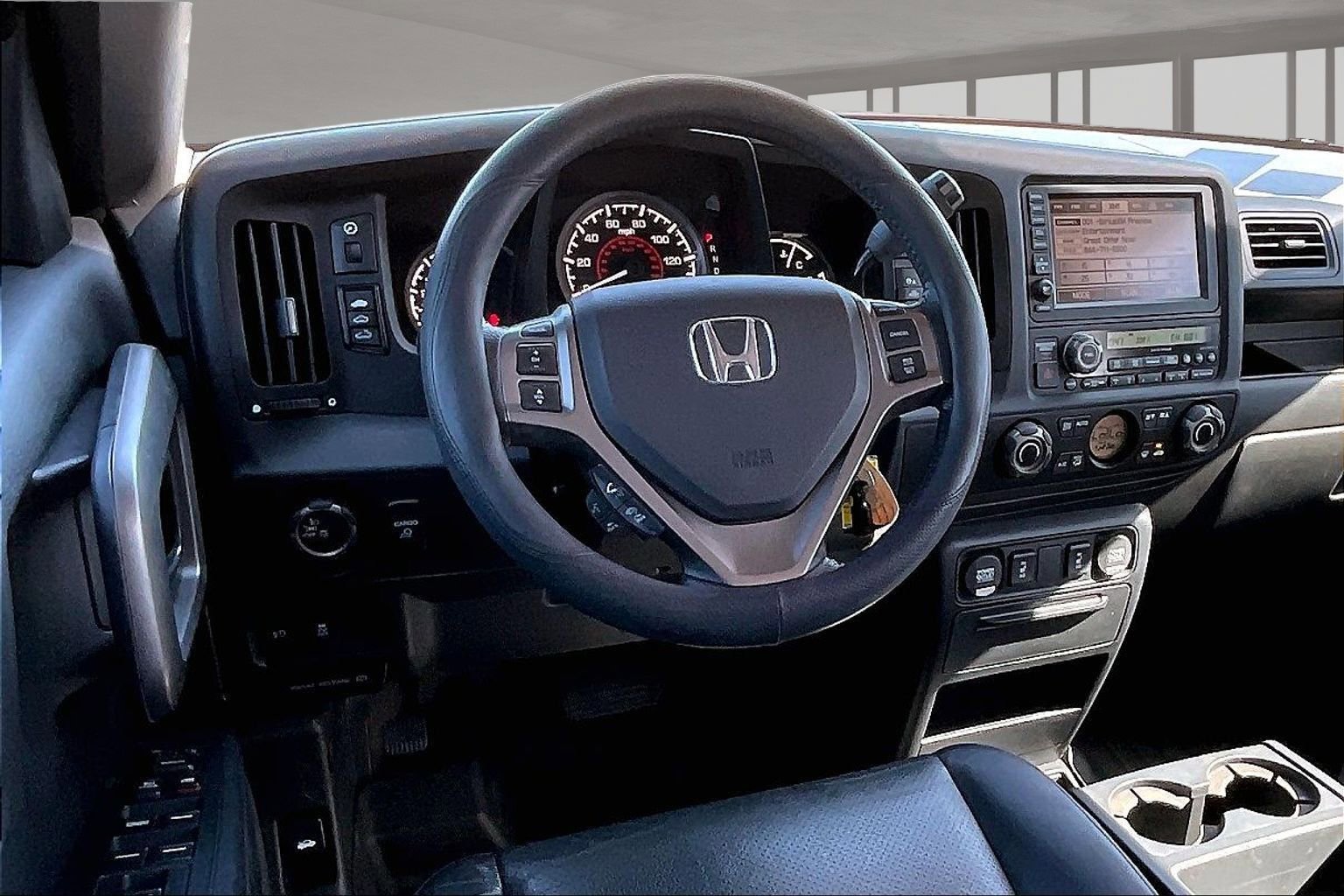 Used 2014 Honda Ridgeline SE image 9