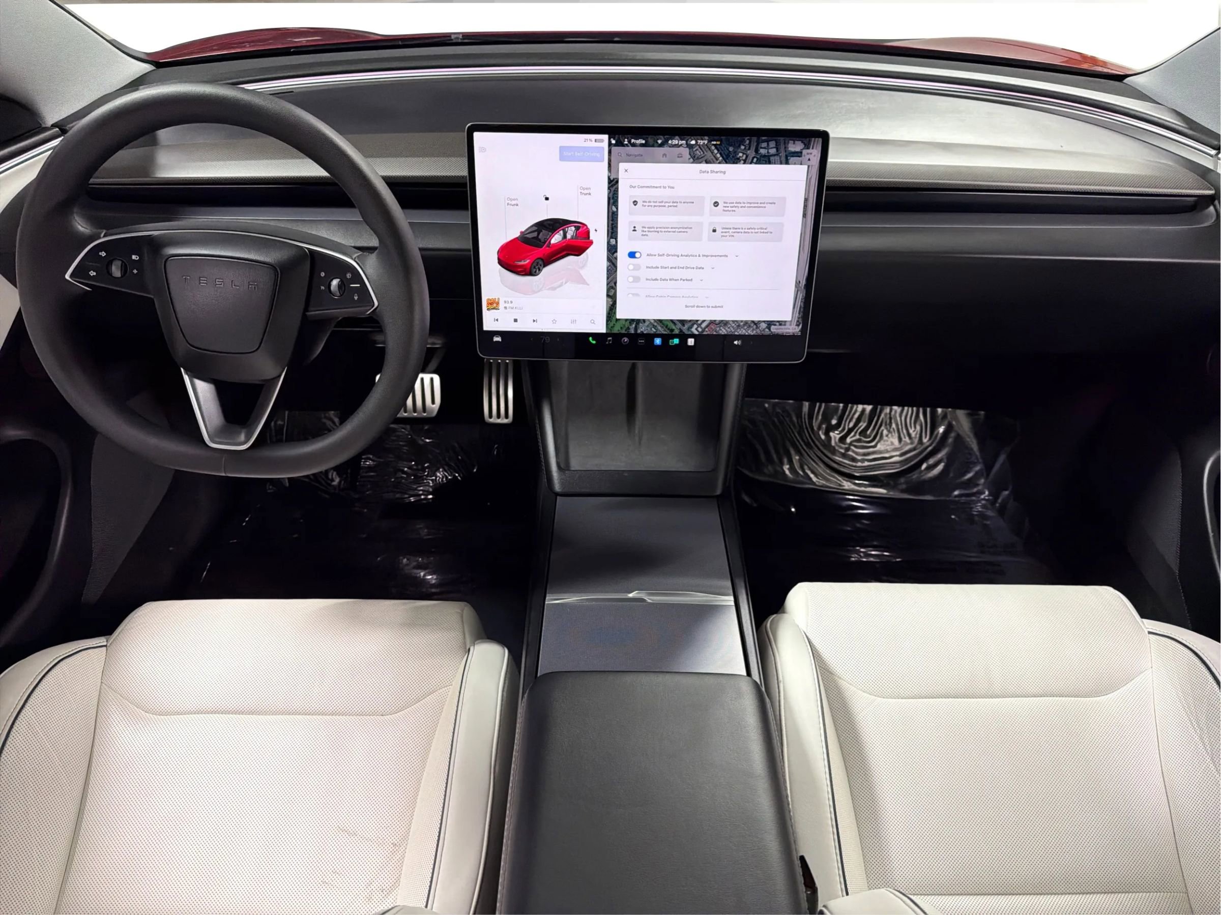 Used 2024 Tesla Model 3 Performance image 29