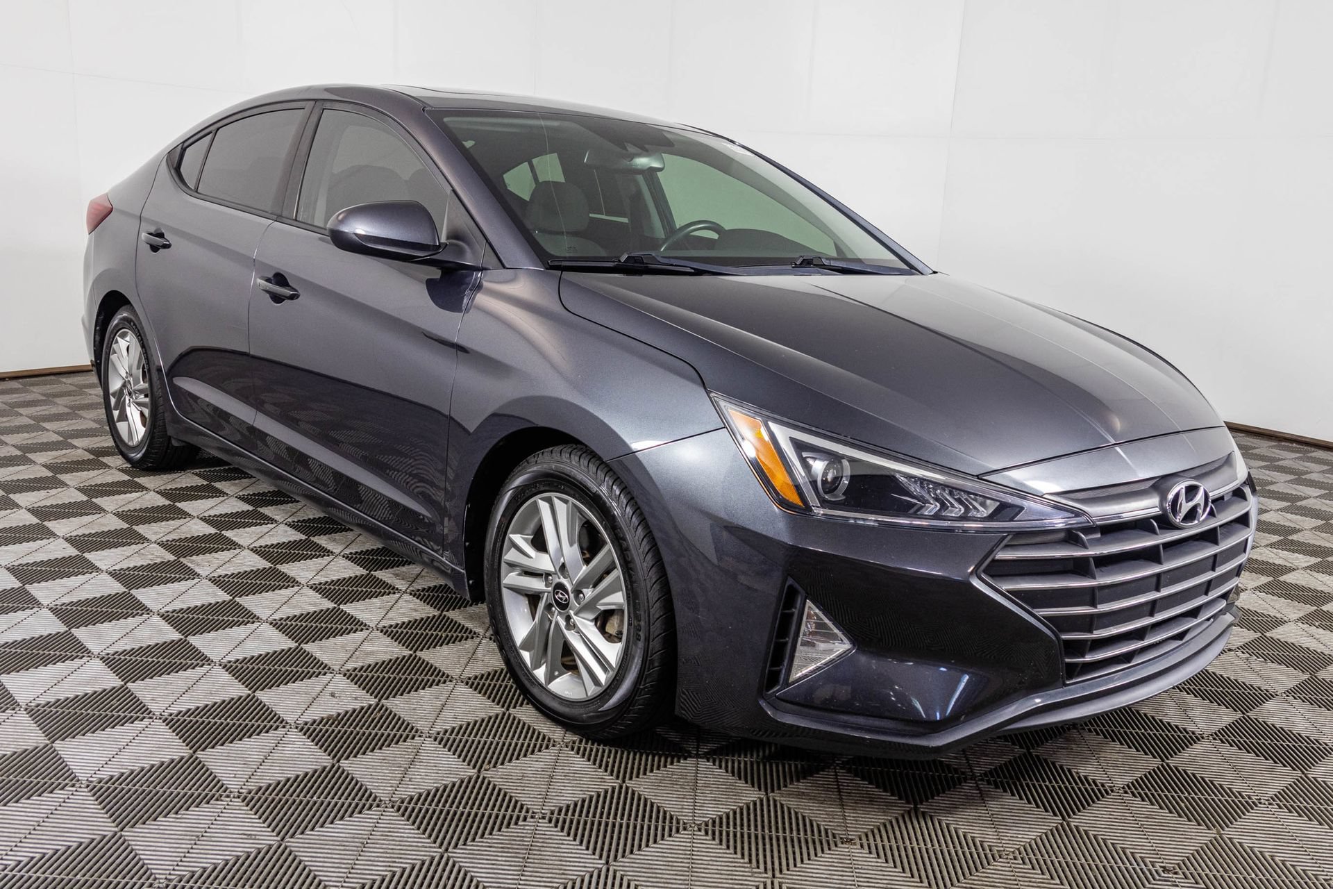 Used 2020 Hyundai Elantra Value Edition FWD image 11