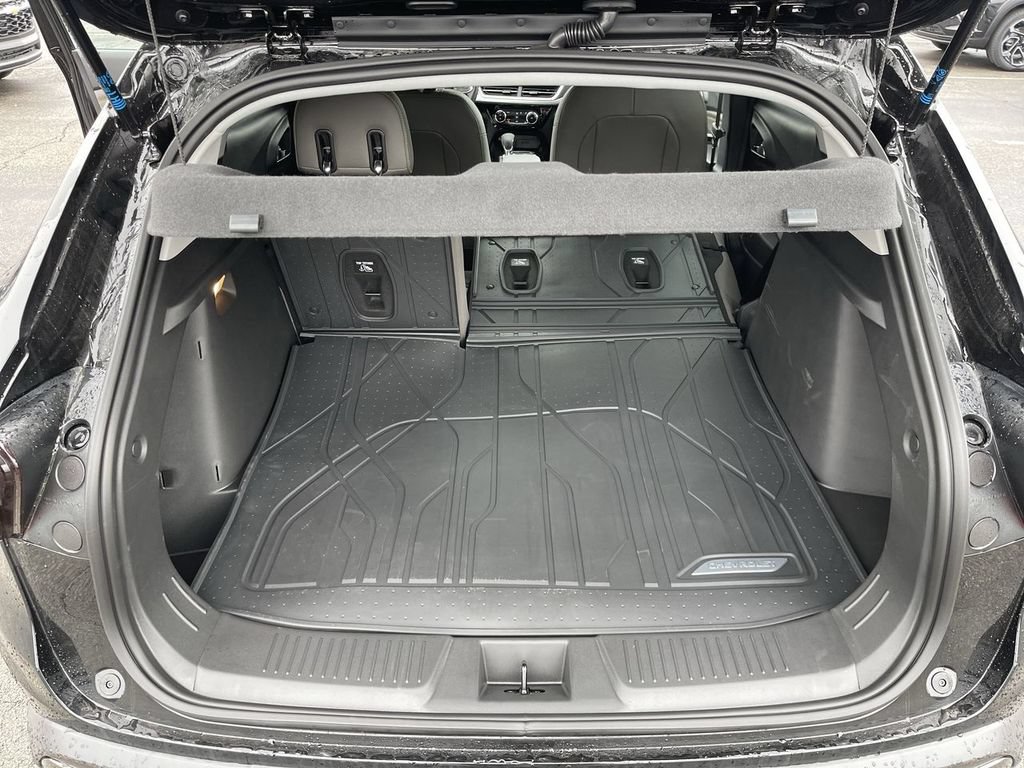 New 2026 Chevrolet Trax ACTIV w/ Sunroof Package FWD image 23