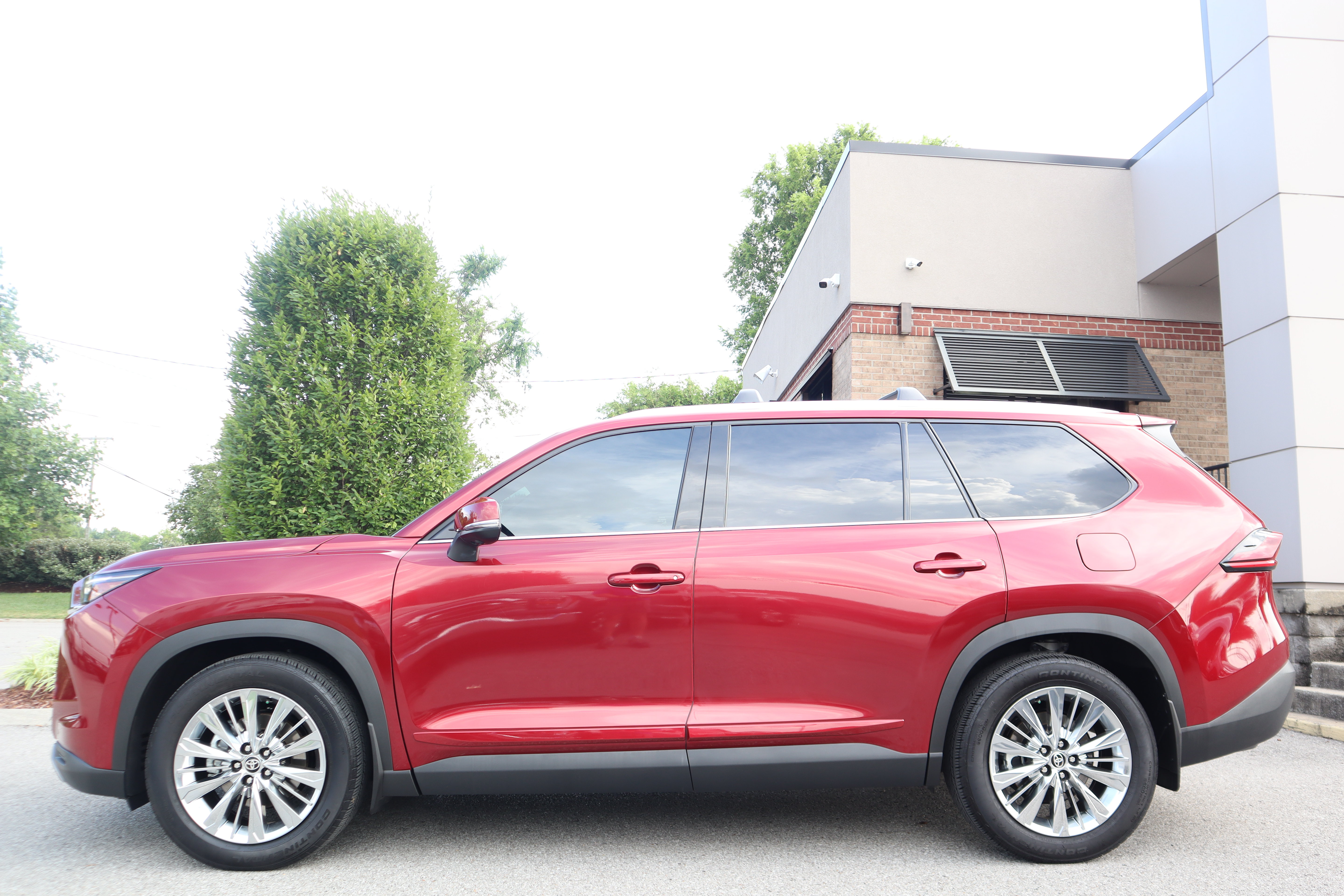 Used 2026 Toyota Grand Highlander AWD image 10