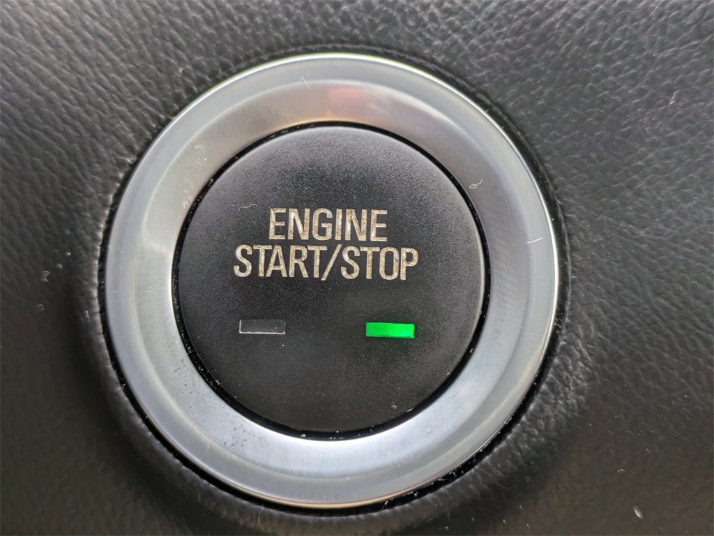 Used 2021 GMC Terrain SLE image 33