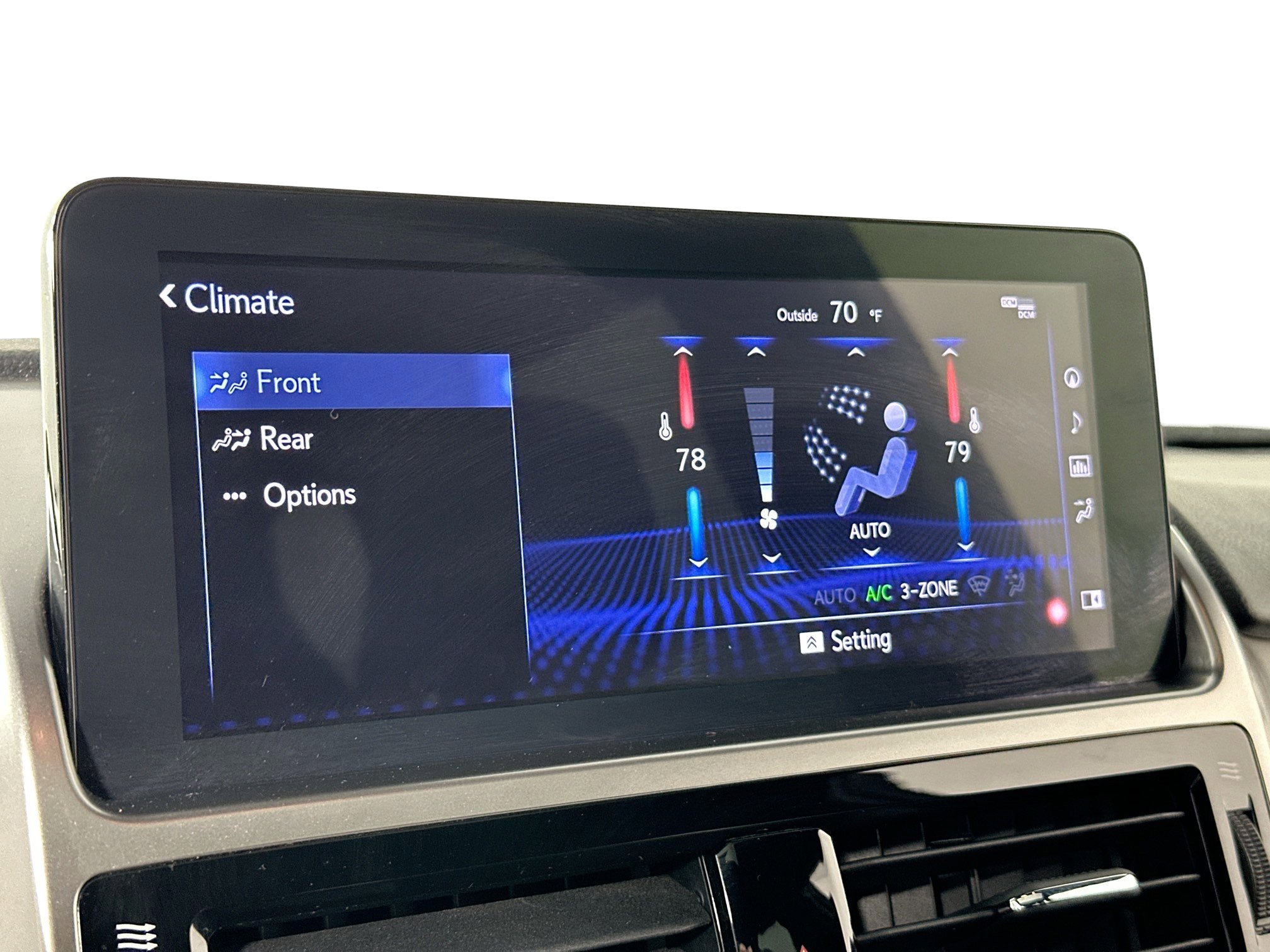 Used 2022 Lexus GX 460 Premium w/ Accessory Package AWD/4WD image 16