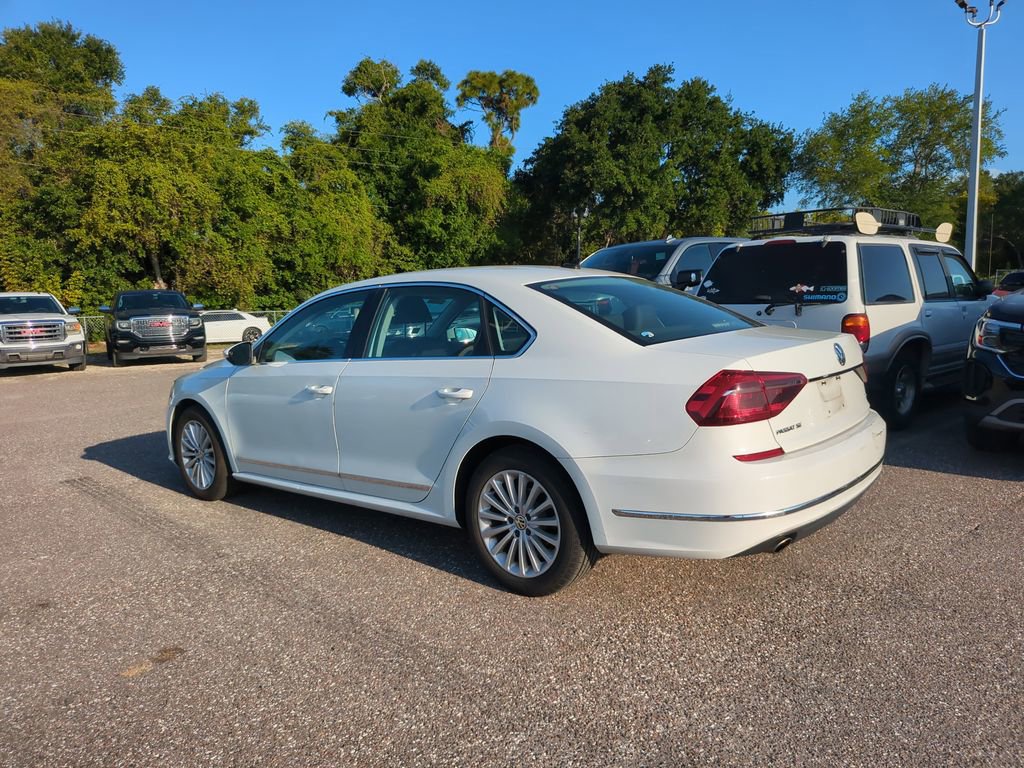 Used 2017 Volkswagen Passat 1.8T SE FWD image 3