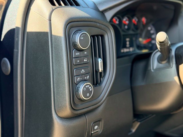 Used 2021 Chevrolet Silverado 1500 Custom AWD/4WD image 8