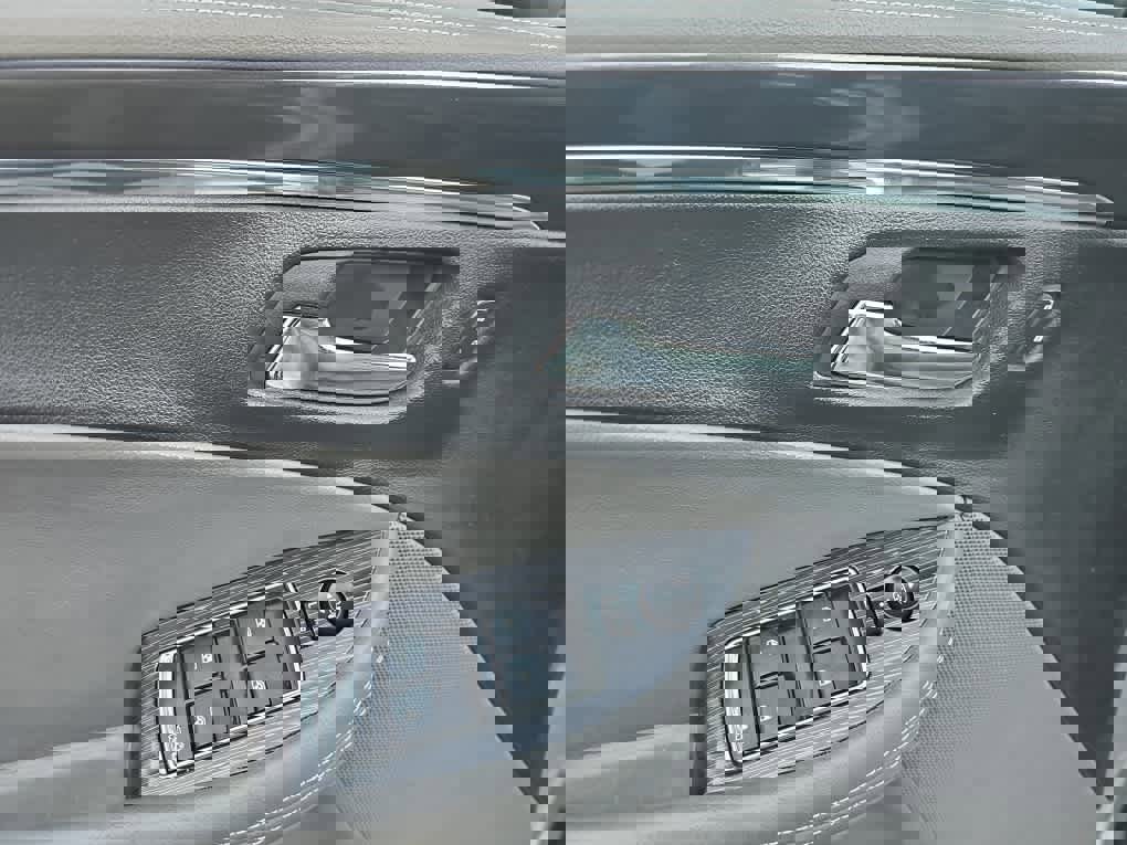 Used 2017 Chevrolet Impala Premier image 16