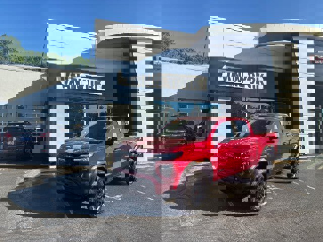 New 2026 GMC Canyon Elevation w/ Convenience Package RWD image 1