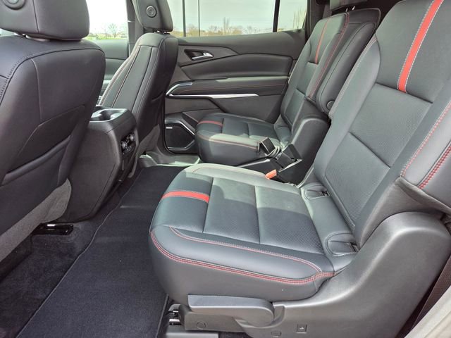 Used 2024 Chevrolet Traverse RS AWD/4WD image 52