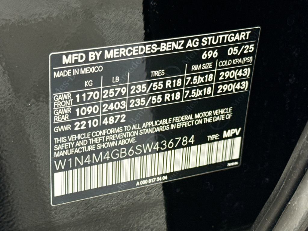 Certified 2025 Mercedes-Benz GLB 250 image 33
