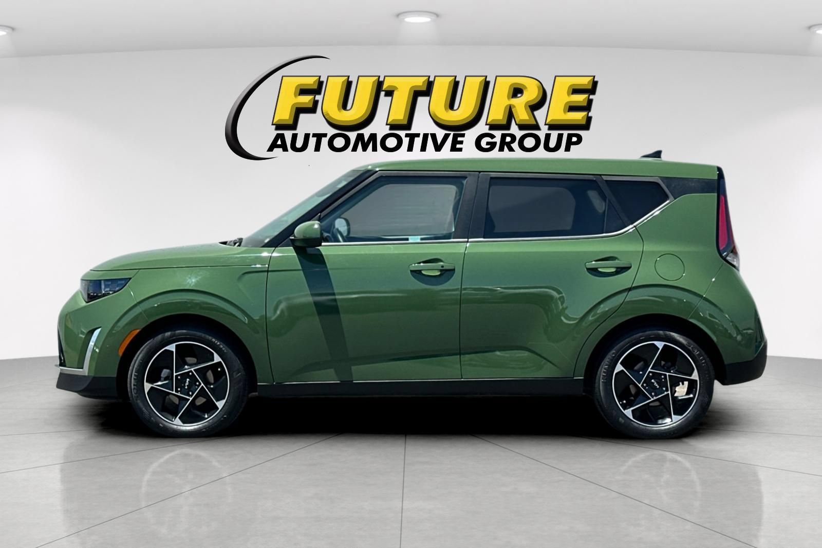 Used 2023 Kia Soul EX FWD image 7