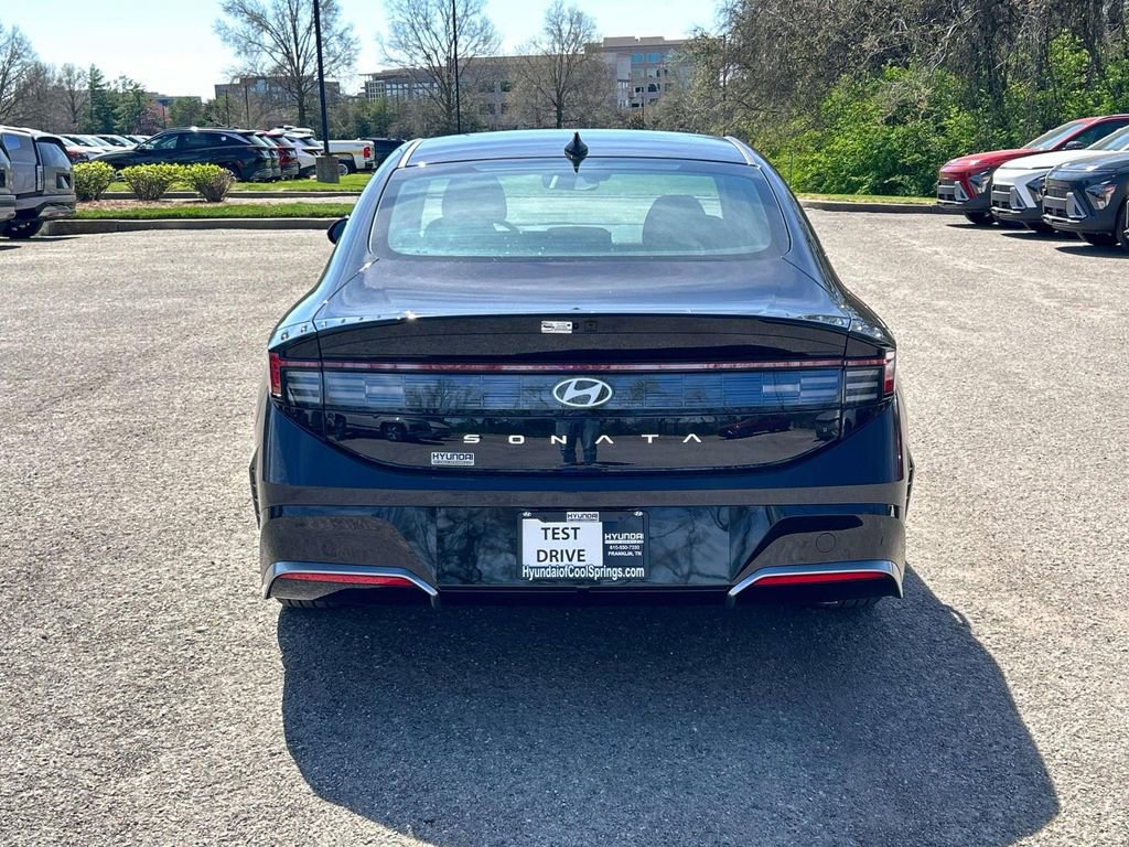 New 2026 Hyundai Sonata SEL image 6