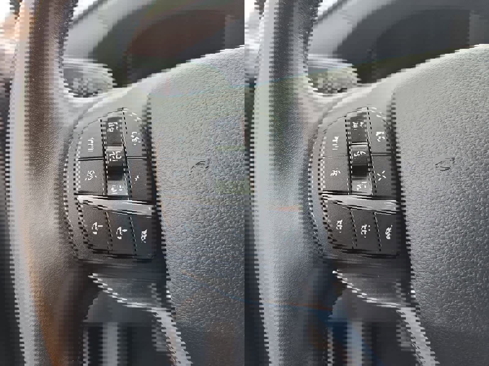 Used 2020 Ford Explorer Platinum w/ Premium Technology Package image 25