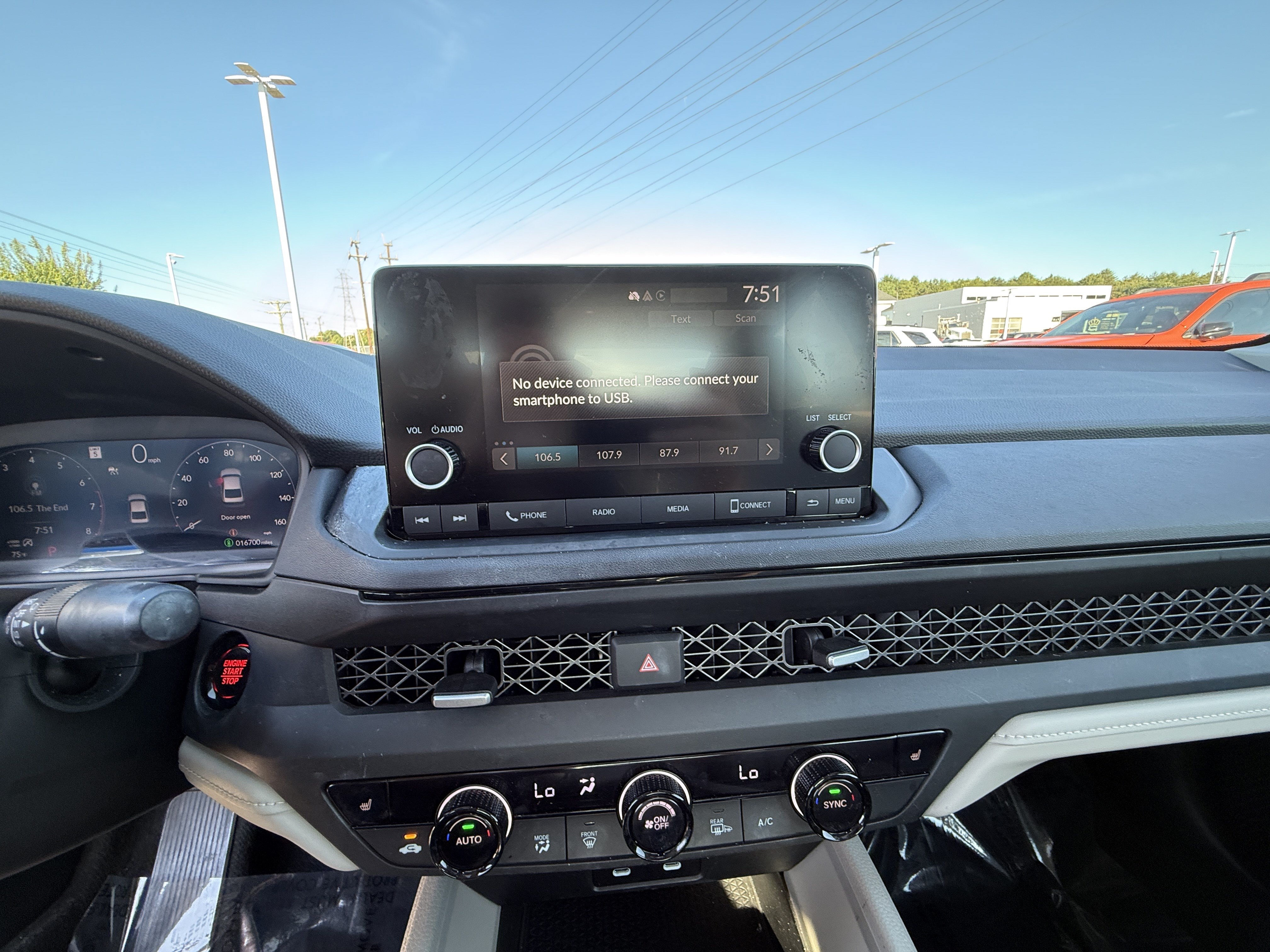 Used 2025 Honda Accord SE image 24