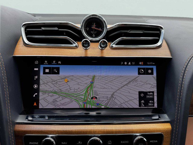 Used 2023 Bentley Bentayga Extended Wheelbase image 35