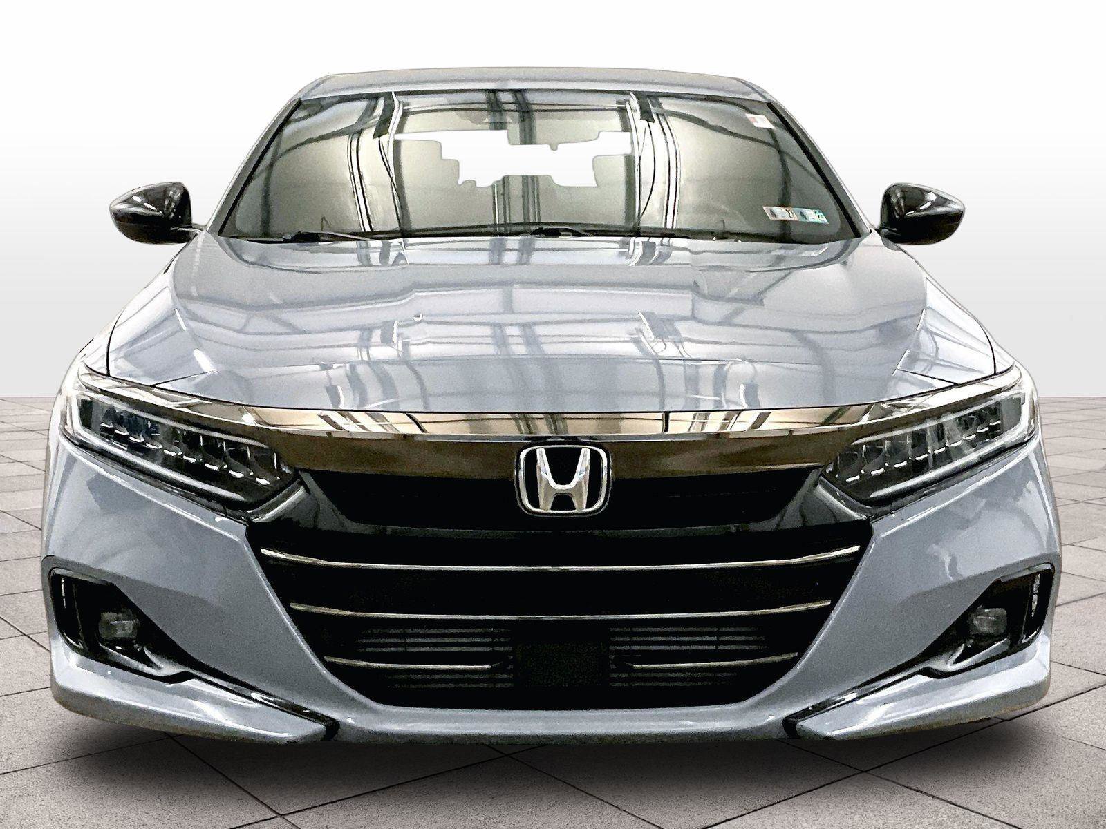 Used 2022 Honda Accord Sport image 3