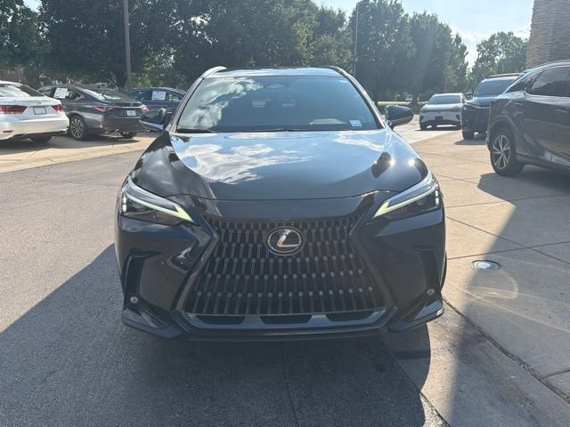Used 2025 Lexus NX 250 FWD w/ Accessory Package (Z2) image 2