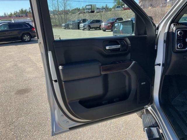 Used 2019 GMC Sierra 1500 SLT w/ SLT Premium Package AWD/4WD image 14