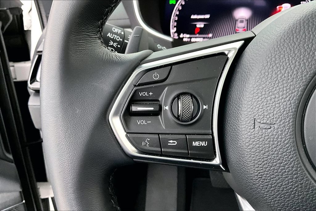 Certified 2026 Acura MDX w/ Technology Package FWD image 24