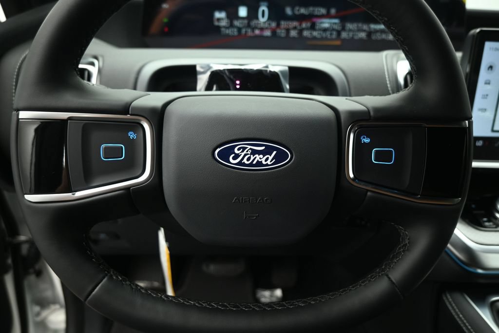 New 2027 Ford Expedition Platinum w/ Stealth Appearance Package AWD/4WD image 10