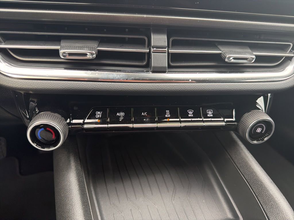 New 2026 Chevrolet Equinox EV LT image 13