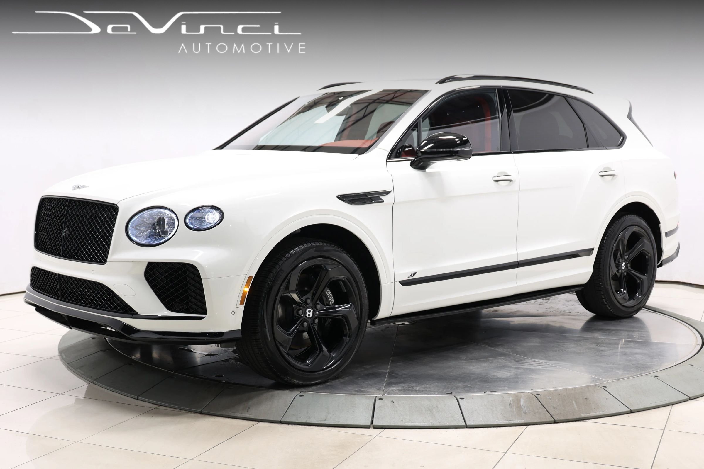 Used 2022 Bentley Bentayga AWD/4WD video 1