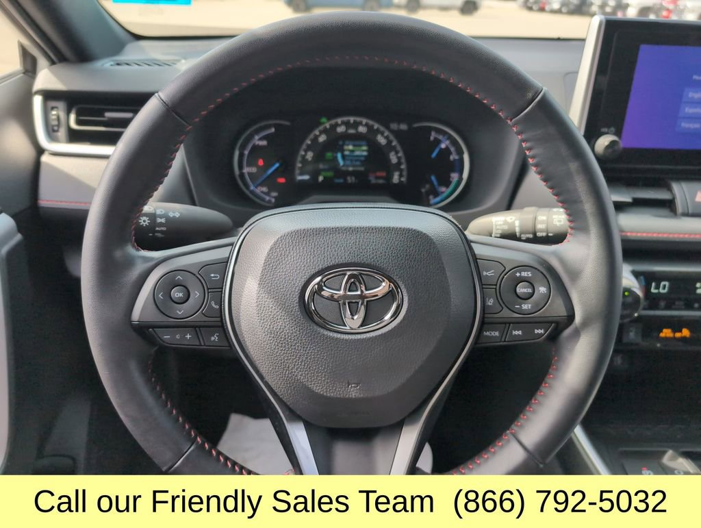 Used 2023 Toyota RAV4 SE w/ Weather & Moonroof Package image 16