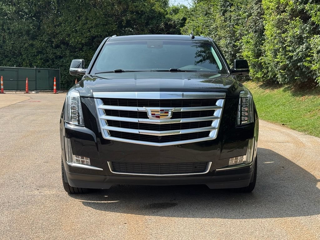 Used 2020 Cadillac Escalade Luxury AWD/4WD image 3