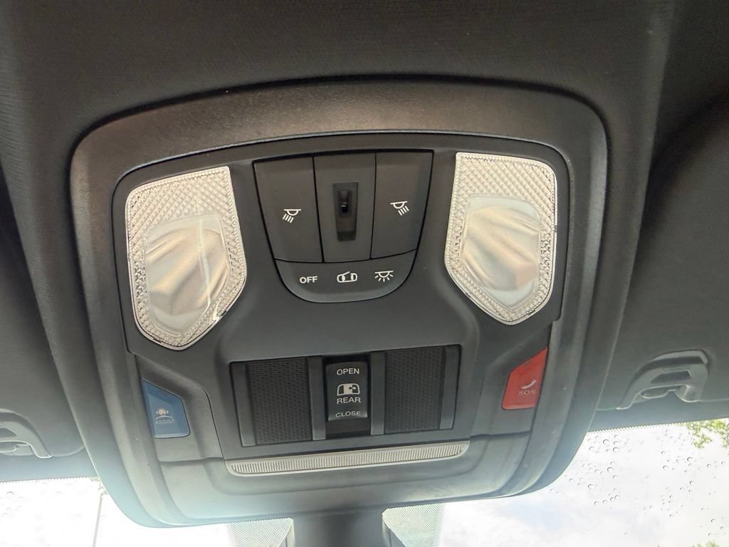 Used 2024 RAM 1500 Big Horn AWD/4WD image 35