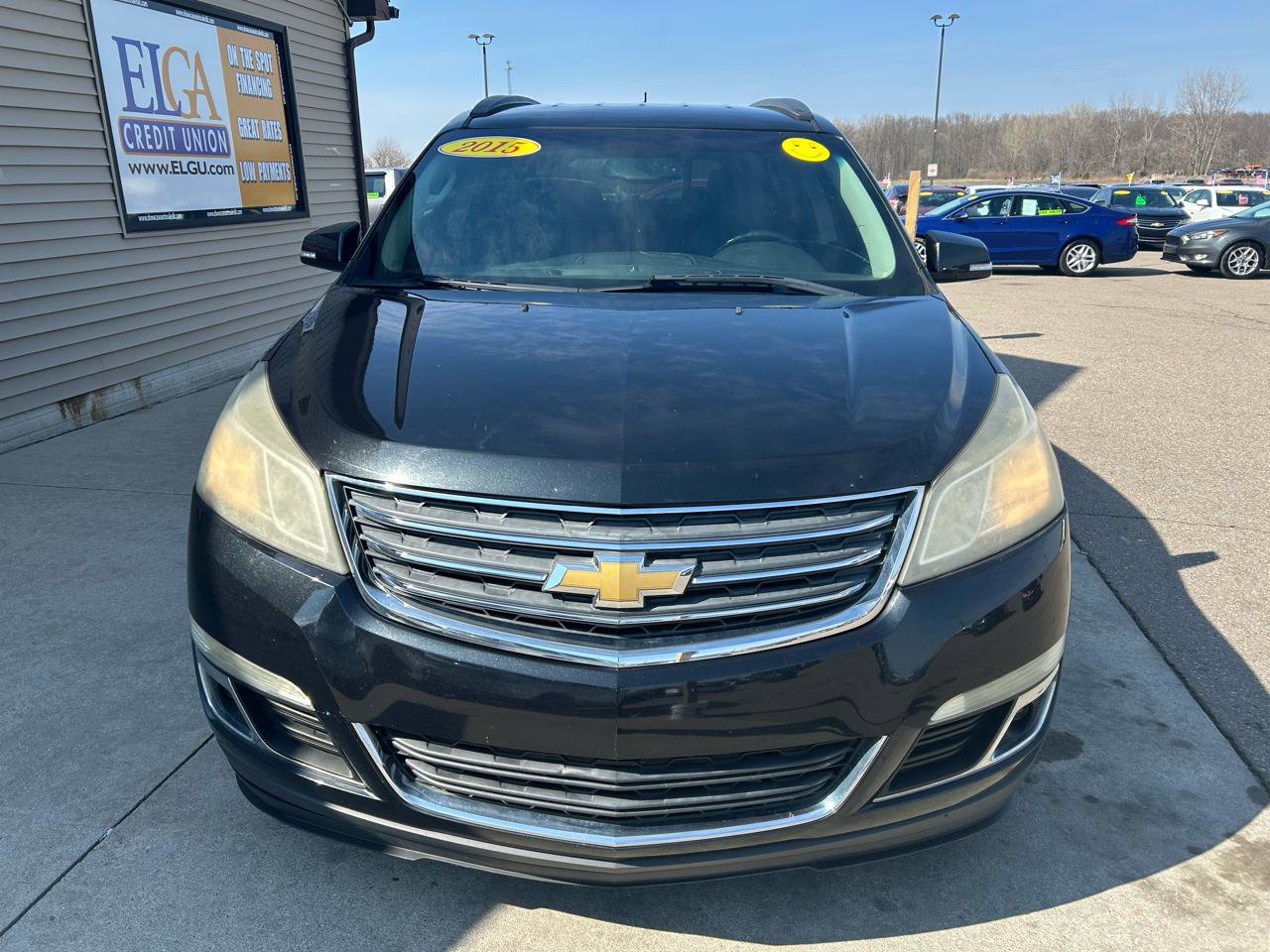 Used 2015 Chevrolet Traverse LT image 2
