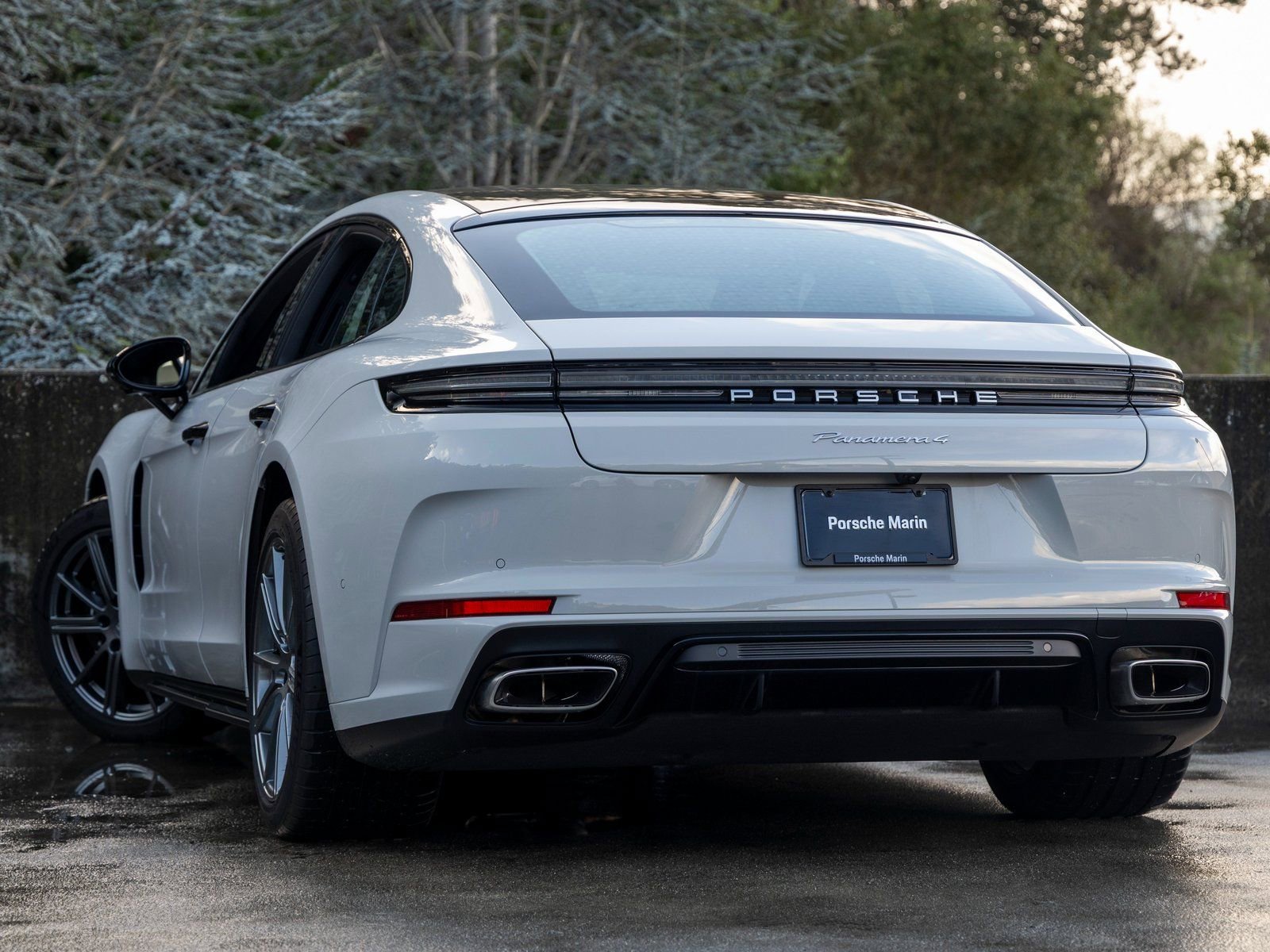 New 2026 Porsche Panamera 4 image 3