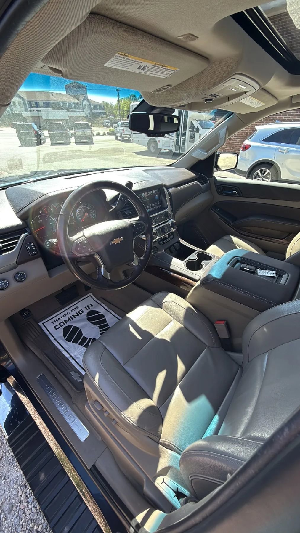 Used 2019 Chevrolet Tahoe LT w/ LT Signature Package AWD/4WD image 19