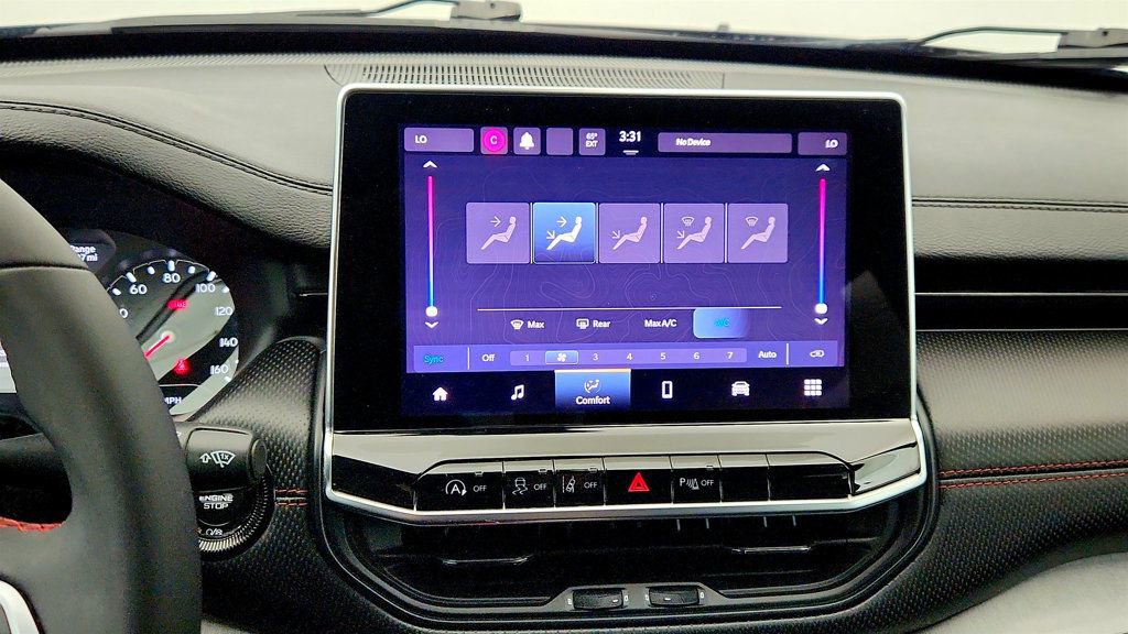 Used 2023 Jeep Compass Trailhawk image 17