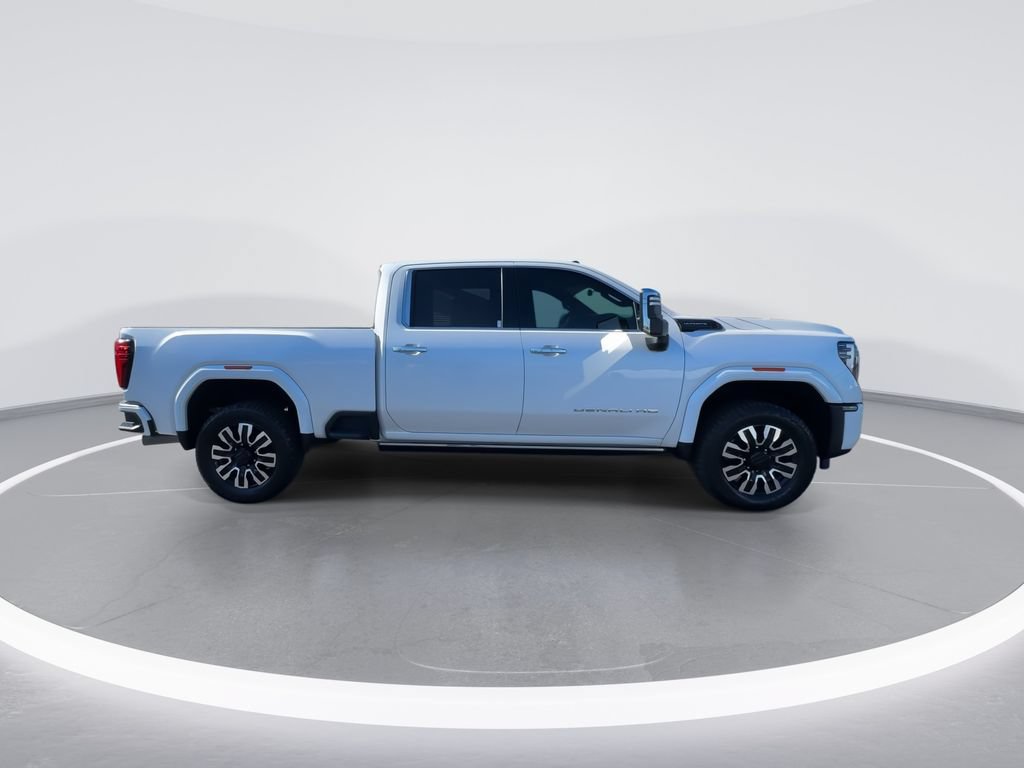 Used 2024 GMC Sierra 2500 Denali Ultimate AWD/4WD image 9