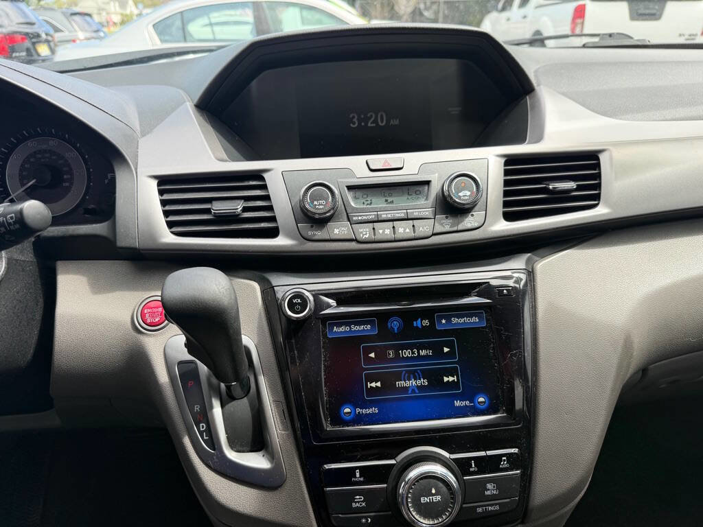 Used 2015 Honda Odyssey EX image 17