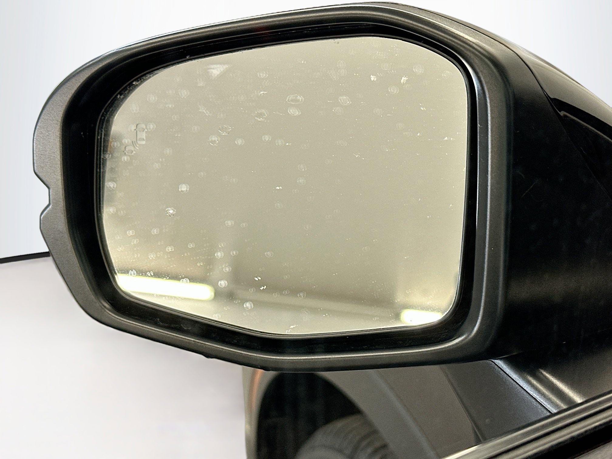 Used 2025 Honda CR-V EX image 16