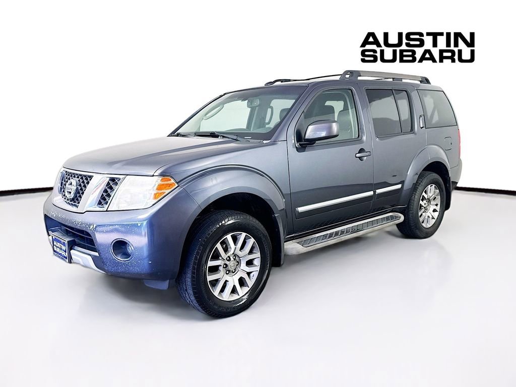 Used 2012 Nissan Pathfinder LE RWD image 3