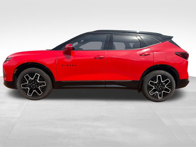Used 2023 Chevrolet Blazer RS w/ Driver Confidence II Package AWD/4WD image 2