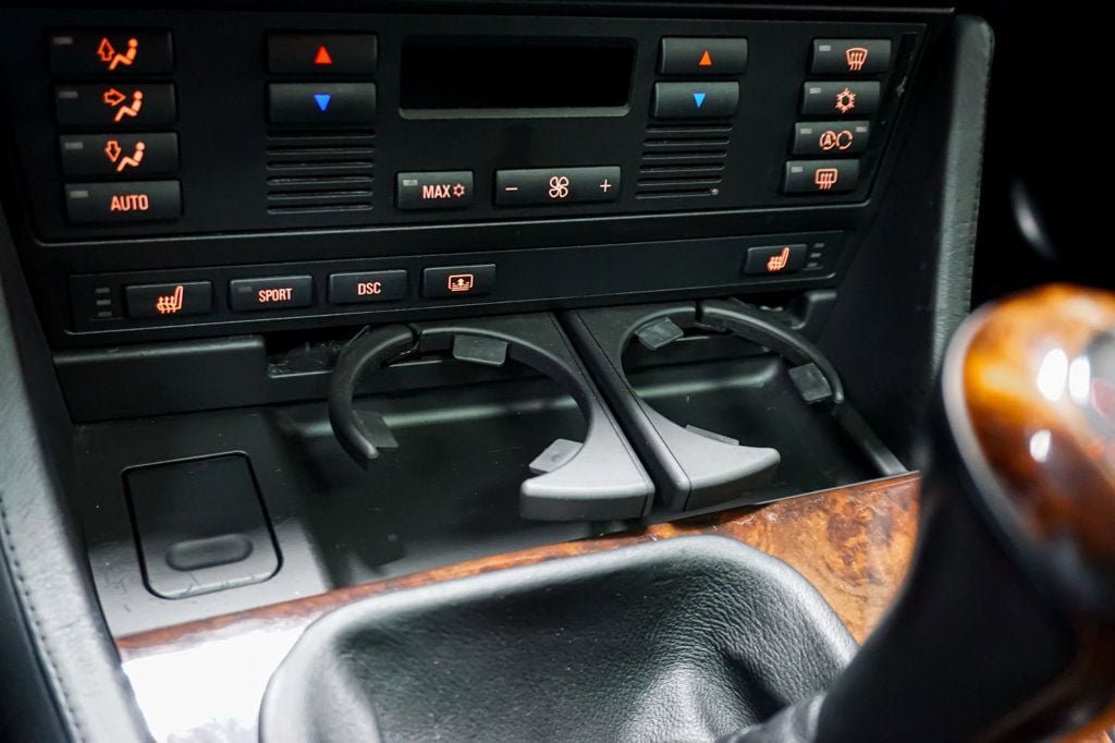 Used 2002 BMW M5 RWD image 24