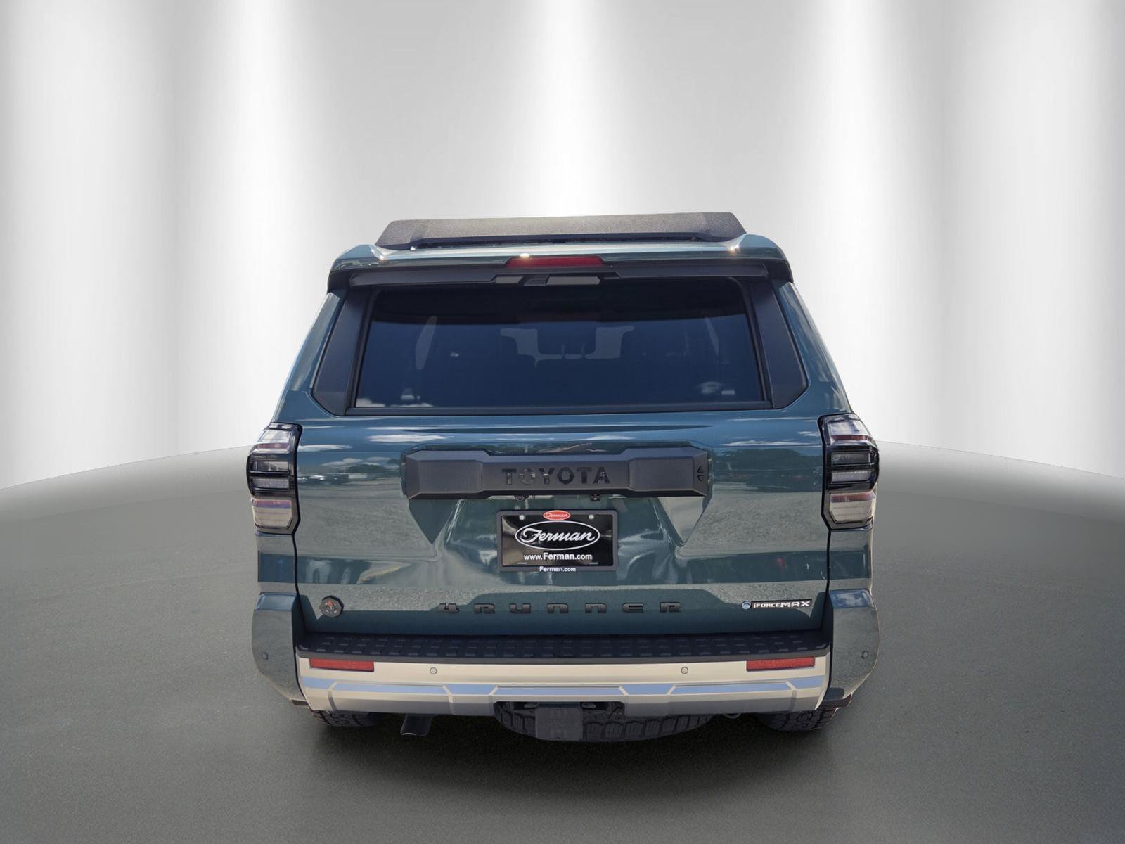 Used 2025 Toyota 4Runner Trailhunter AWD/4WD image 6