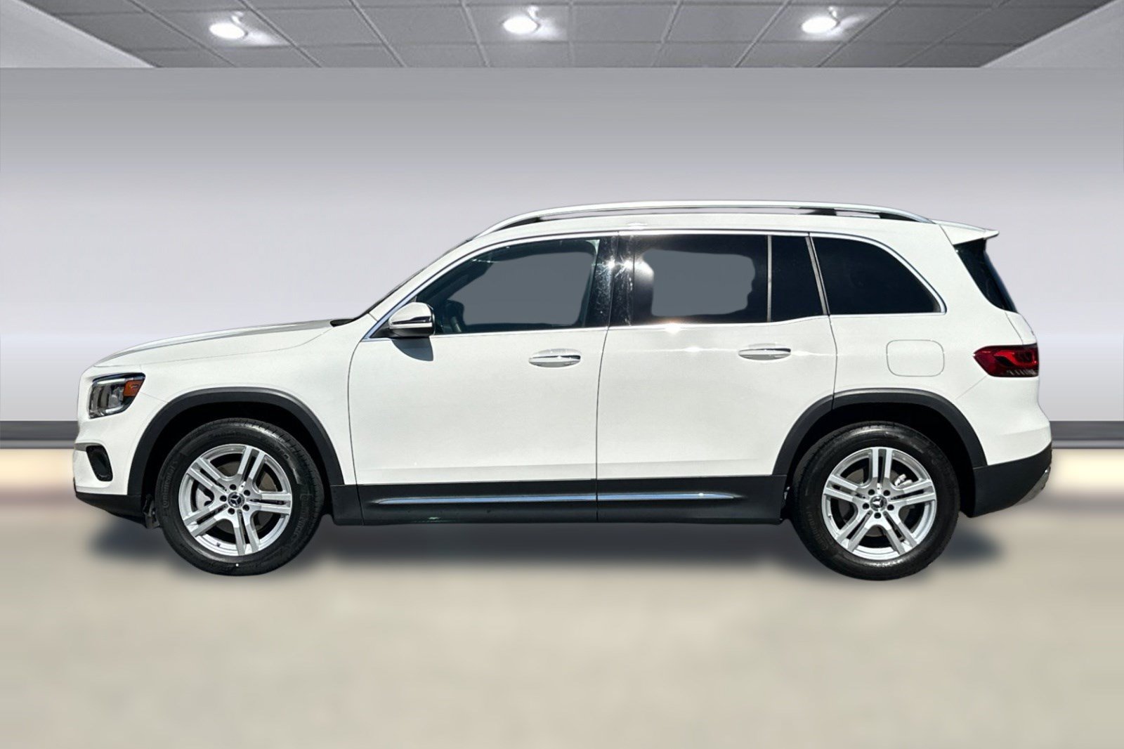 Certified 2023 Mercedes-Benz GLB 250 image 2