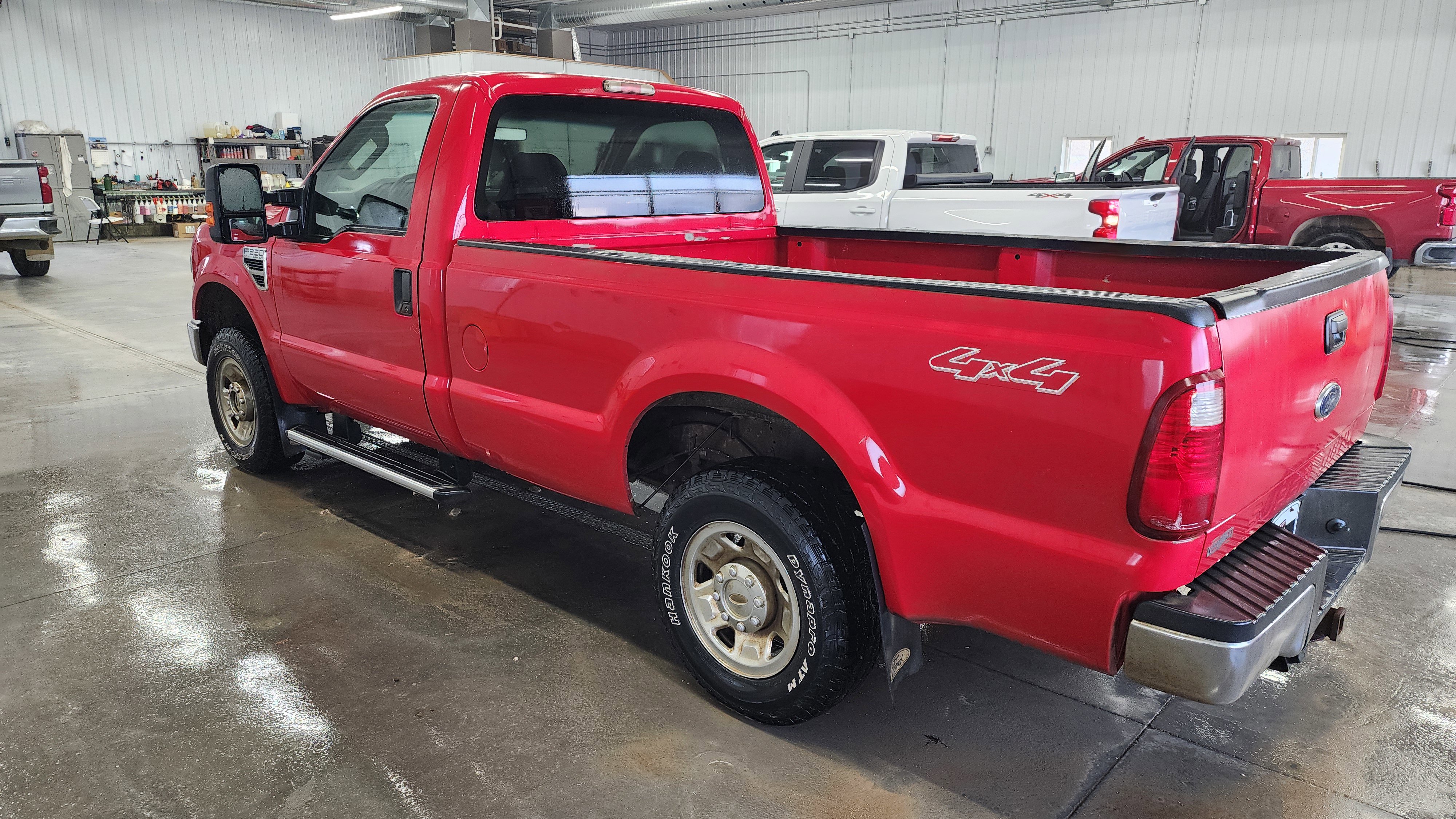 Used 2009 Ford F250 XL AWD/4WD image 6