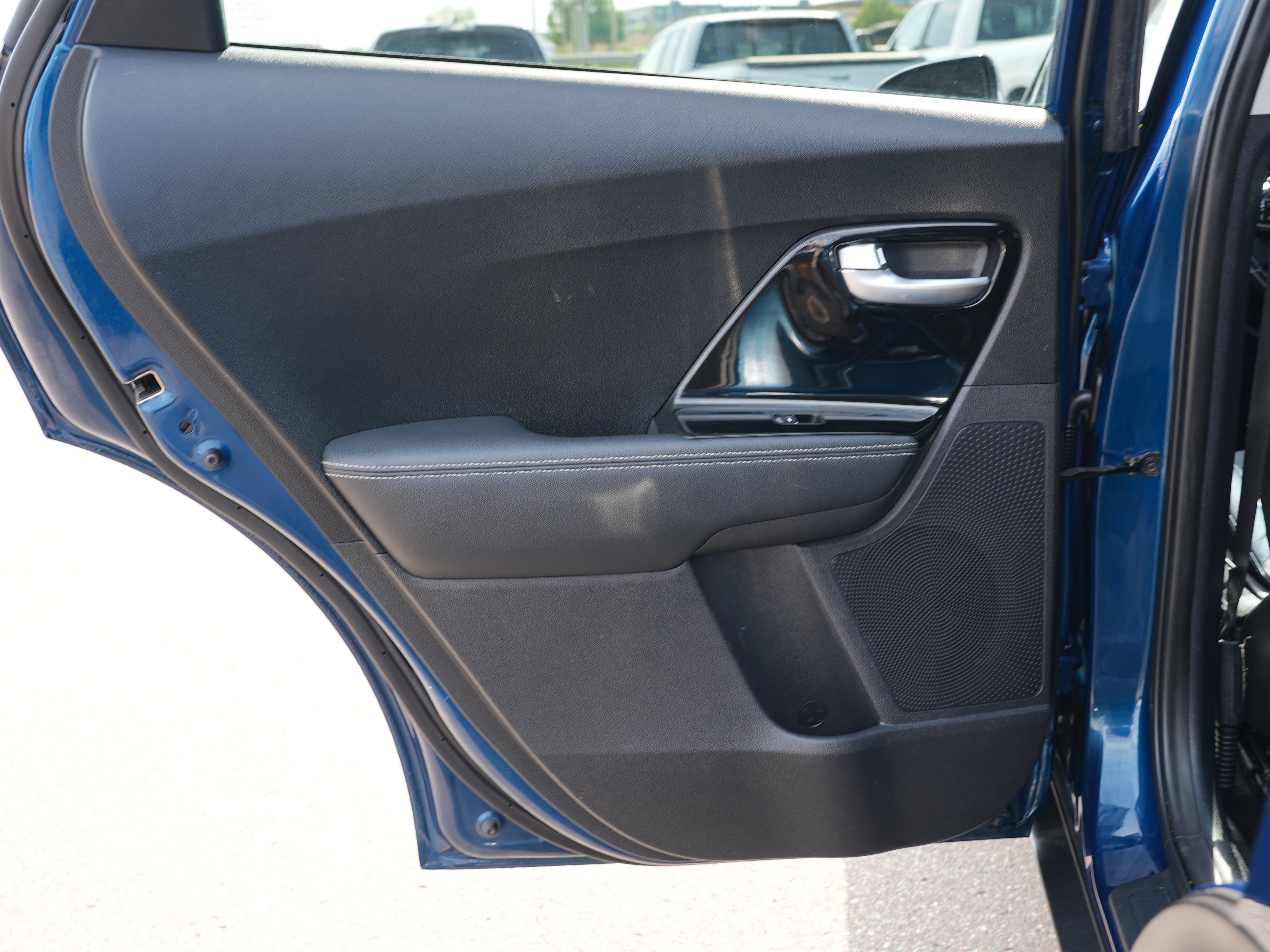 Used 2019 Kia Niro EX FWD image 19