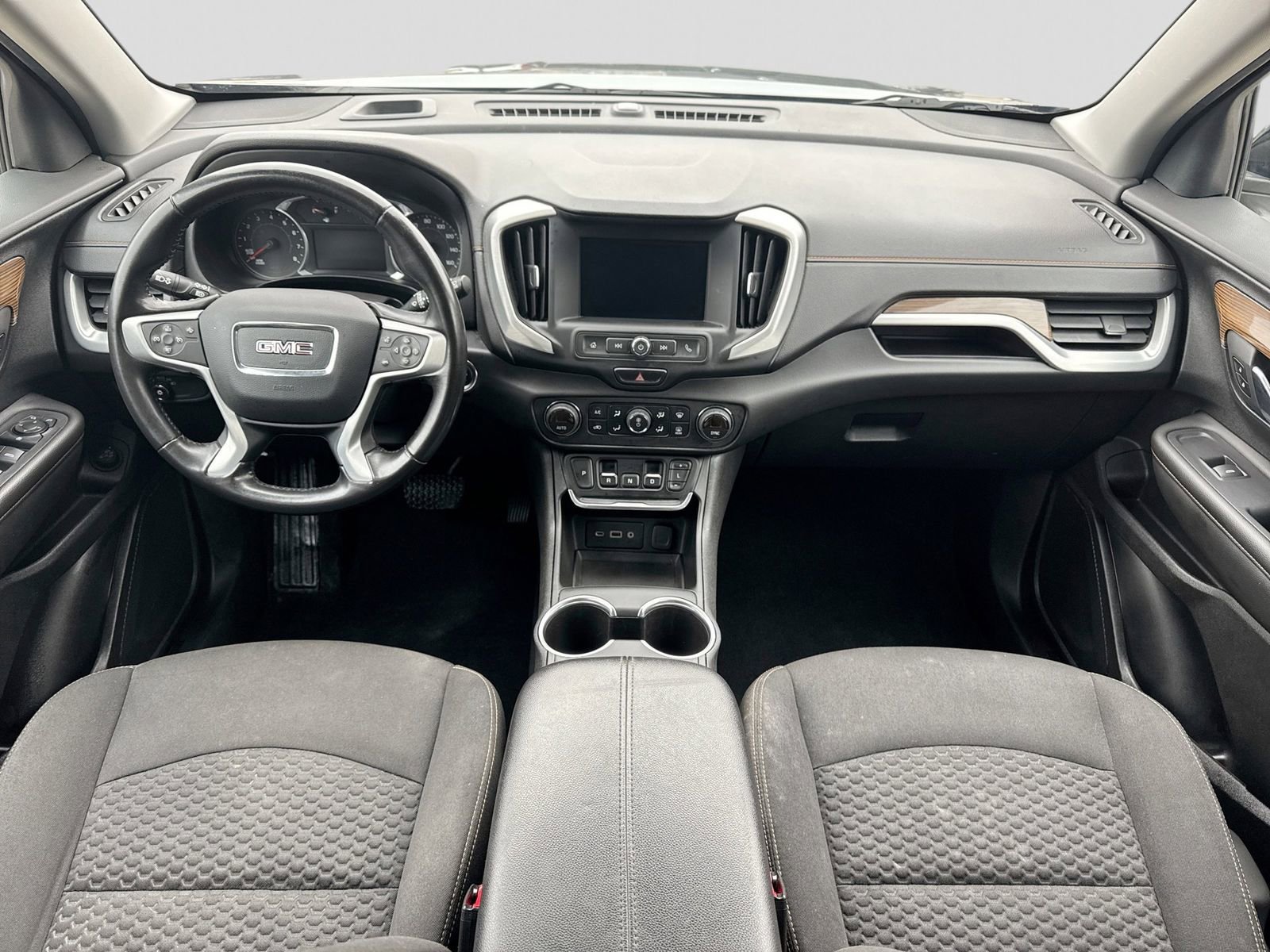 Used 2020 GMC Terrain SLE w/ Driver Convenience Package image 15
