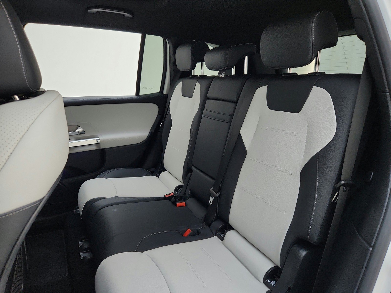Certified 2022 Mercedes-Benz GLB 250 image 20