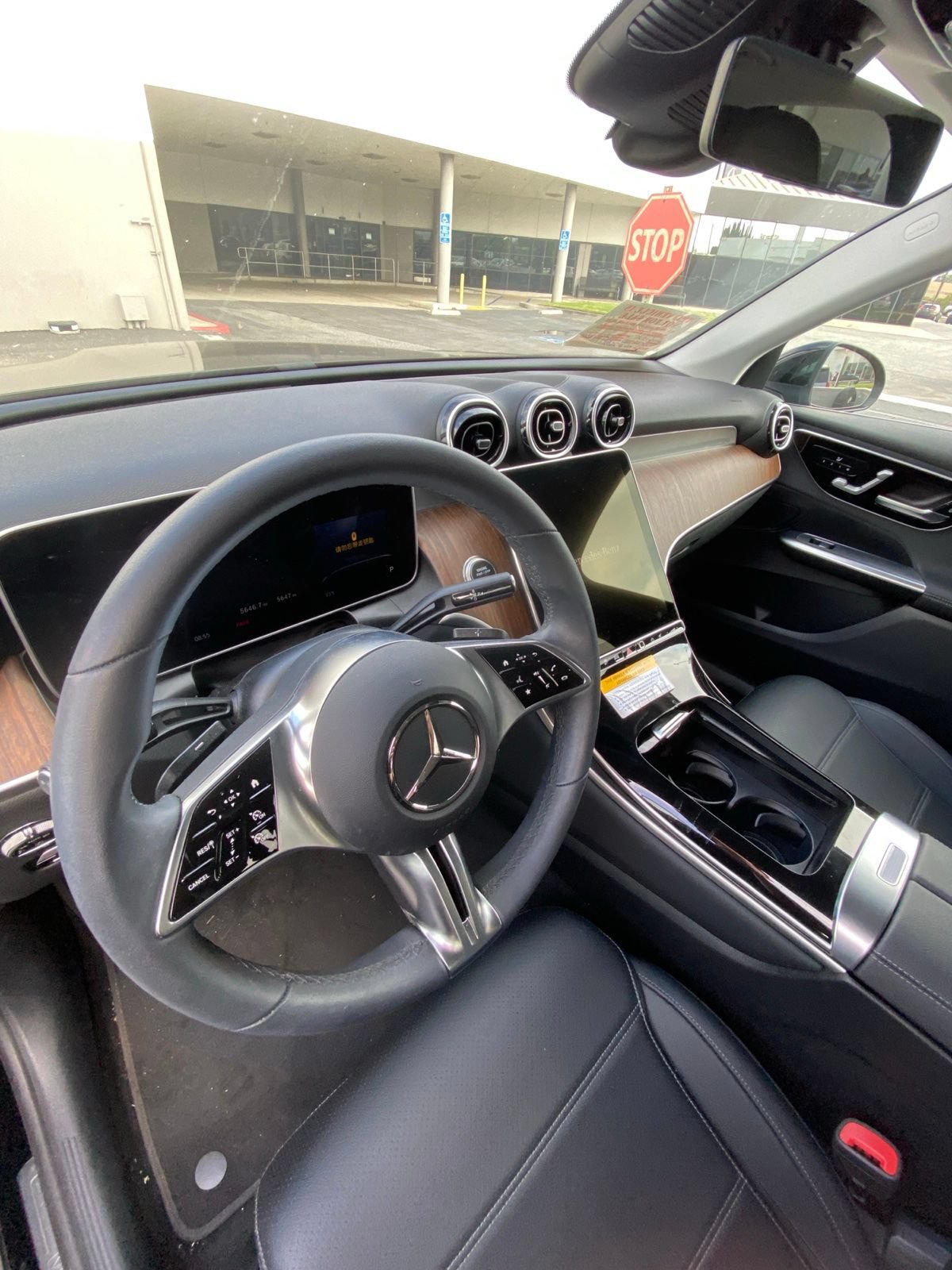 Certified 2025 Mercedes-Benz GLC 350e 4MATIC image 7