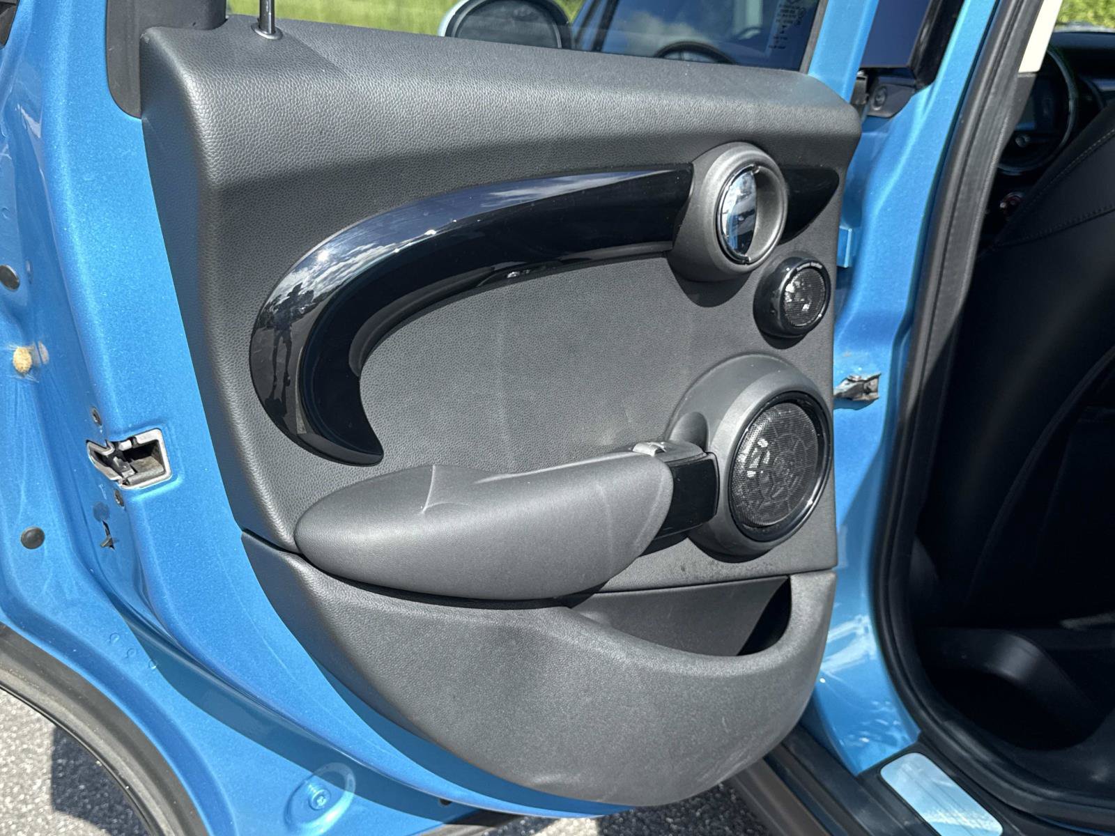 Used 2017 MINI Cooper S FWD image 9